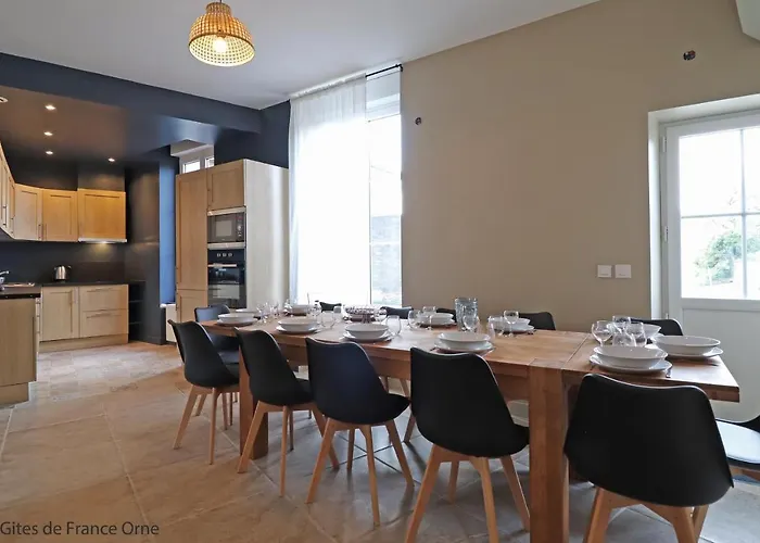 De La Poste Saint-Fraimbault-sur-Pisse